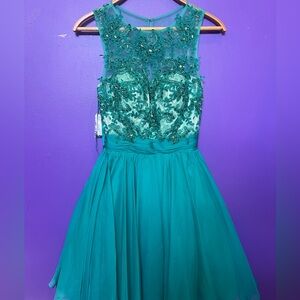 NWT Green Backless Formal Dress